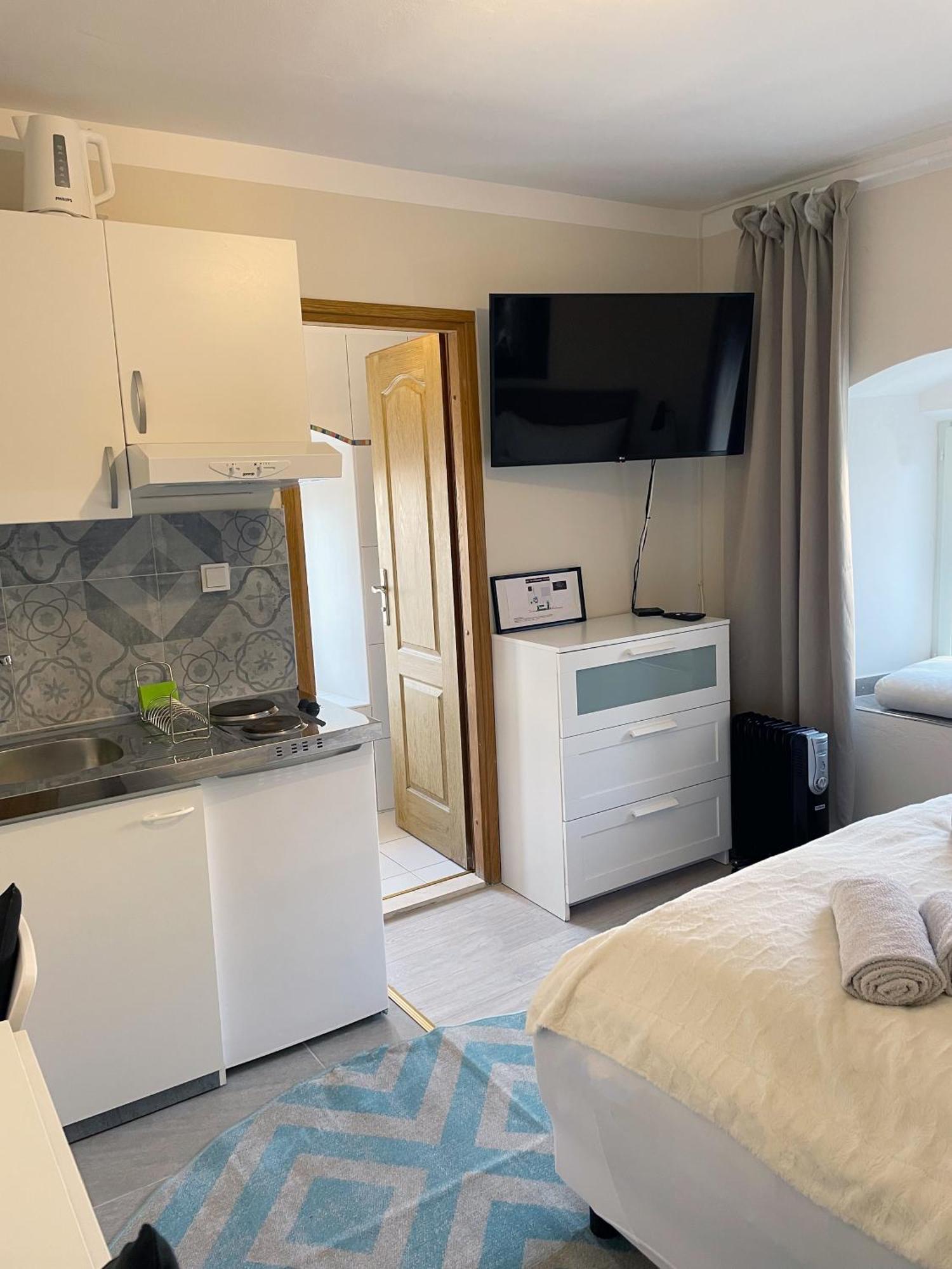 Fredys Apartments Stari Grad  Esterno foto