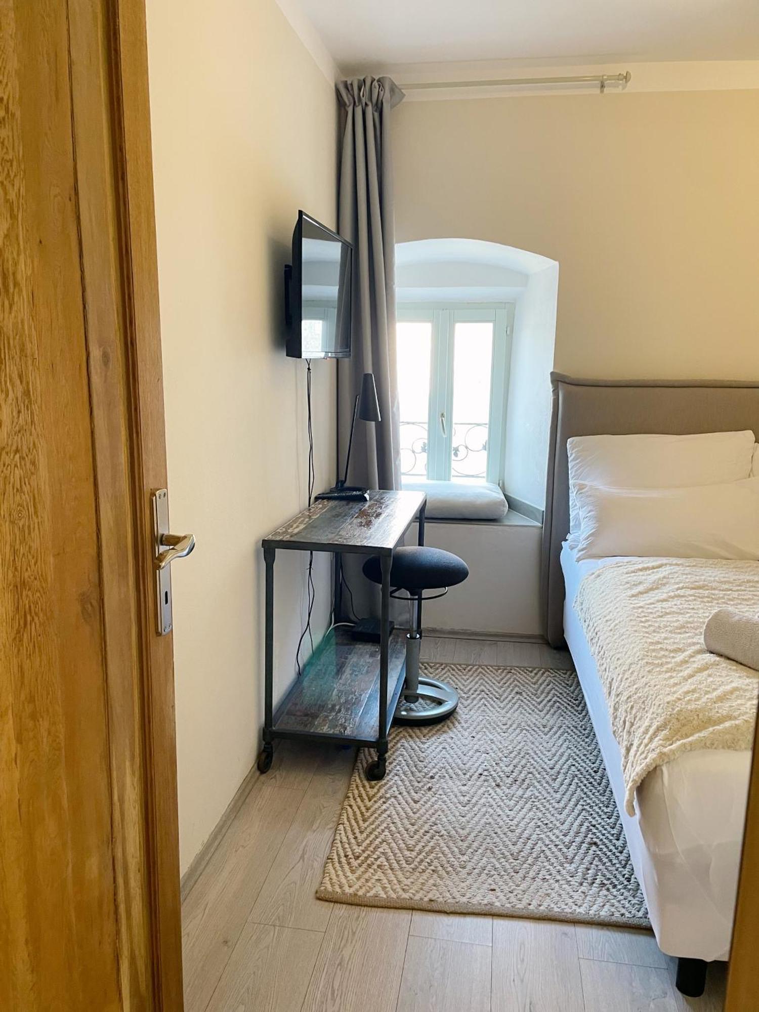 Fredys Apartments Stari Grad  Esterno foto